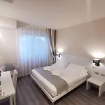 La Dolce Hotel 3*
