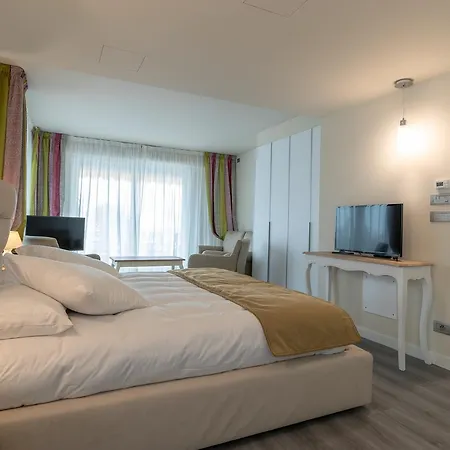 La Dolce Ментона