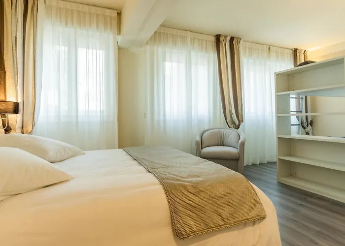 La Dolce 3* Μεντόν