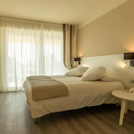 La Dolce Otel 3*