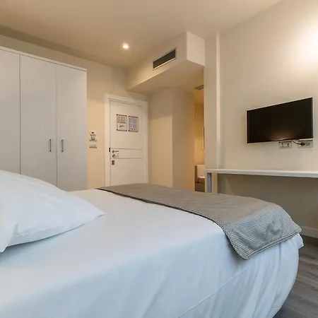 La Dolce Otel 3*